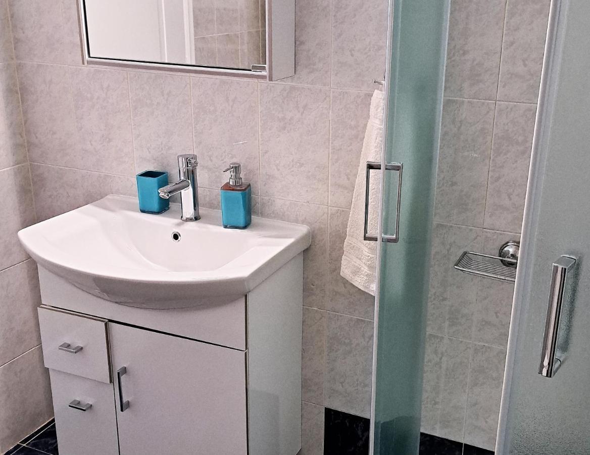 Family Stone Apartment Κυπαρισσία Εξωτερικό φωτογραφία