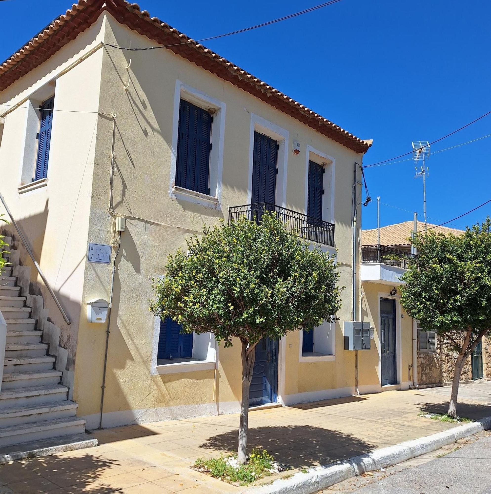 Family Stone Apartment Κυπαρισσία Εξωτερικό φωτογραφία