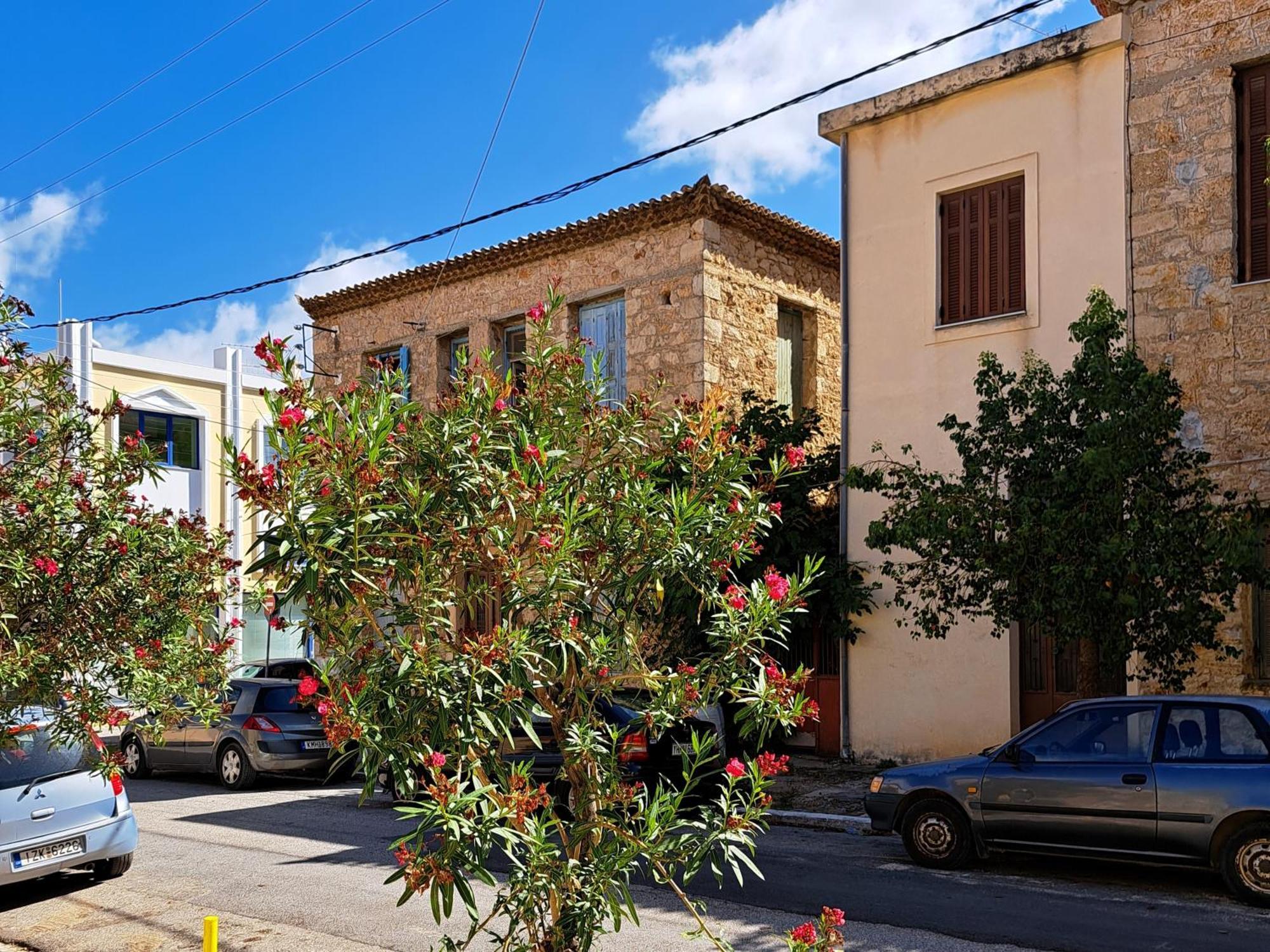 Family Stone Apartment Κυπαρισσία Εξωτερικό φωτογραφία